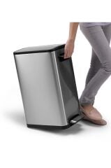 Primanova Dikdörtgen Paslanmaz Çelik Pedallı Mutfak Banyo Çöp Kovası 30 Lt