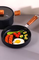 Neoflam Bien Alüminyum Döküm Tava, Siyah 24cm